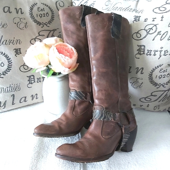Rare U roads soft slouch leather western riding boots recycled tire like new - Picture 2 of 16